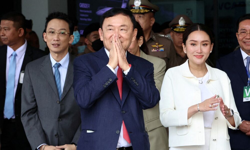 Discordant former prime minister Thaksin Shinawatra has returned to Thailand after 15 years.