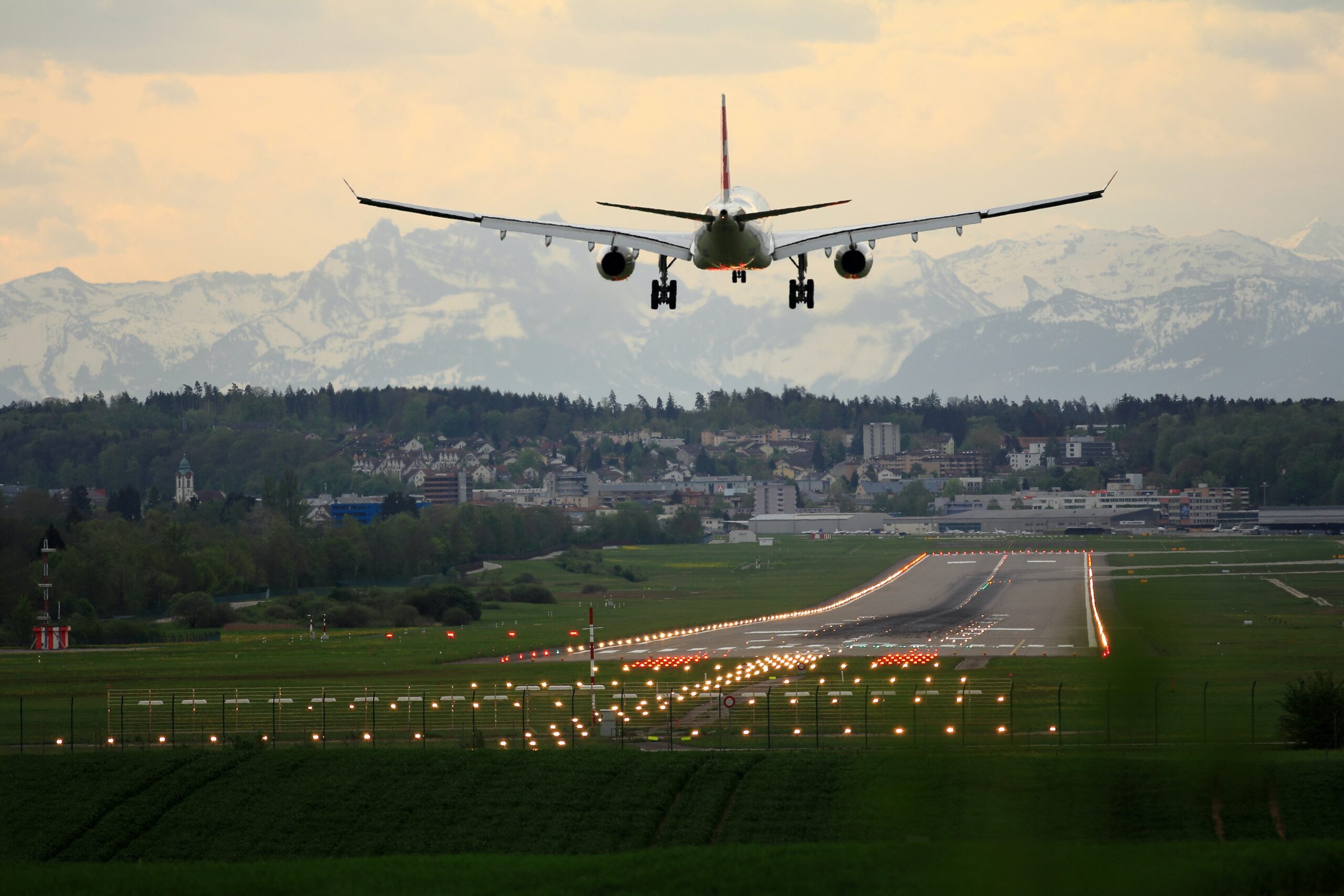 Describe skiplagging. The secret to reducing flight costs